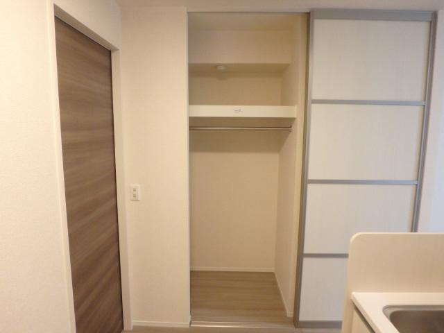 Ｄ‐ｒｏｏｍ　ＷＥＳＴ　ＰＡＲＫ　西宮北口 収納