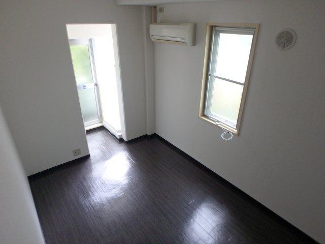 ブレシオンエスト 部屋画像