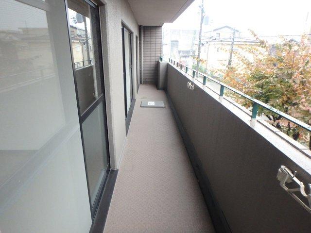 ドムストリア 部屋画像