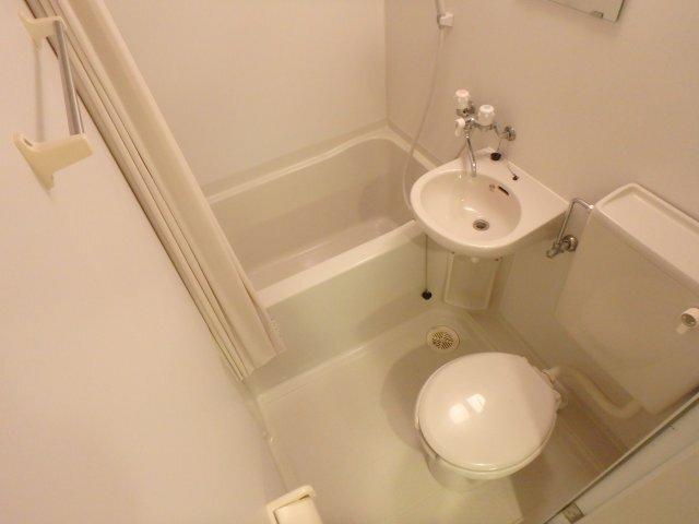 ホワイトコート北口 部屋画像