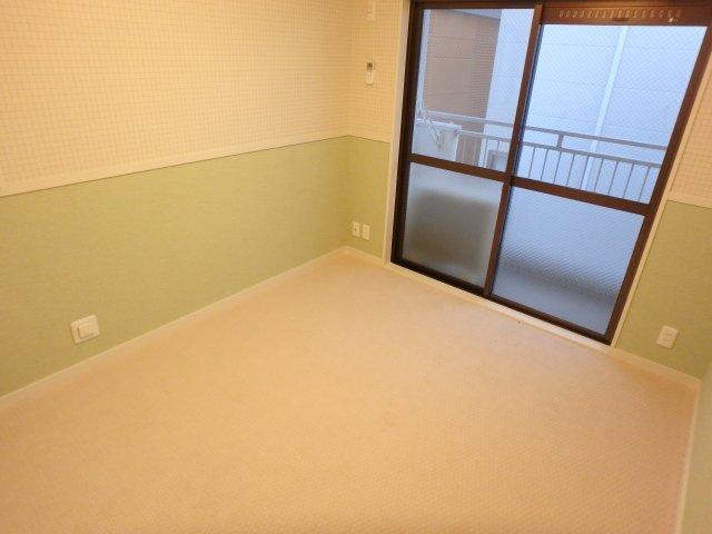 ホワイトコート北口 部屋画像