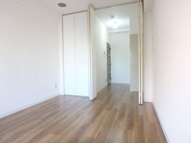 フォンテーヌブロー 部屋画像