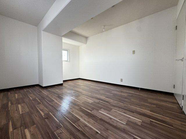 シロハイヌ門戸 部屋画像