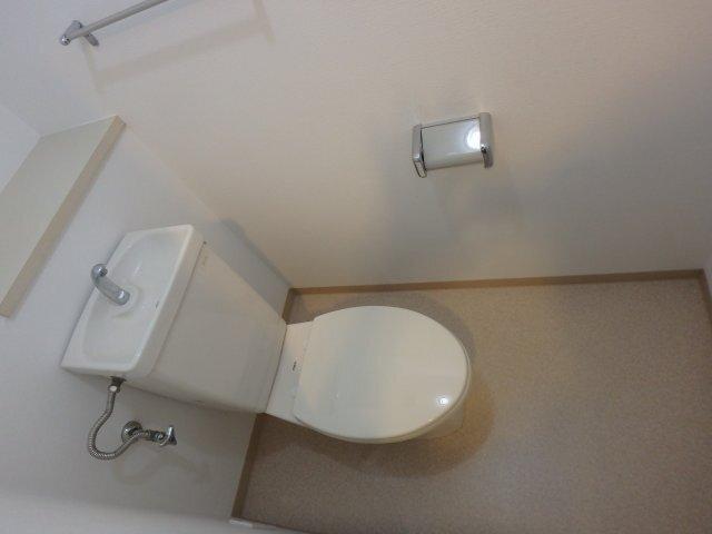 ドムストリア 部屋画像
