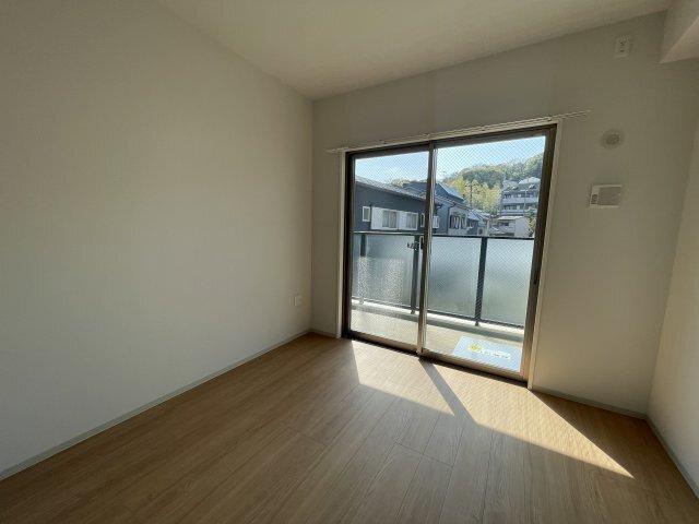 ブライトガーデン 部屋画像