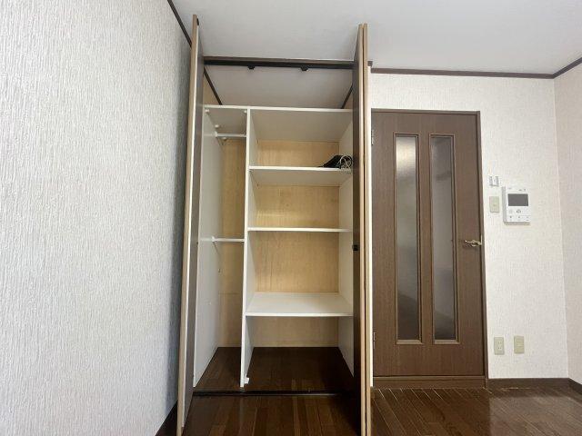 アーバンジャングルプレース１７４南棟 部屋画像