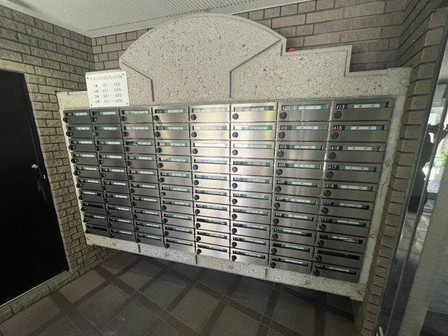 アーバンジャングルプレース１７４南棟 部屋画像