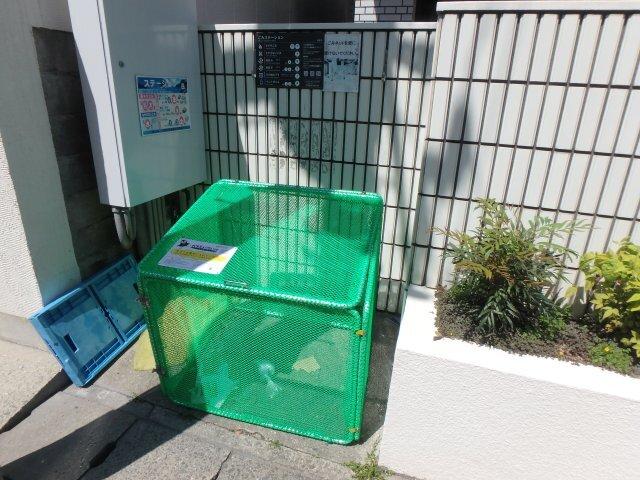 クリスタルパレス 部屋画像