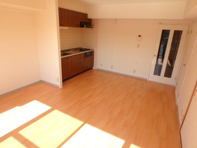 西宮市大屋町マンション リビング