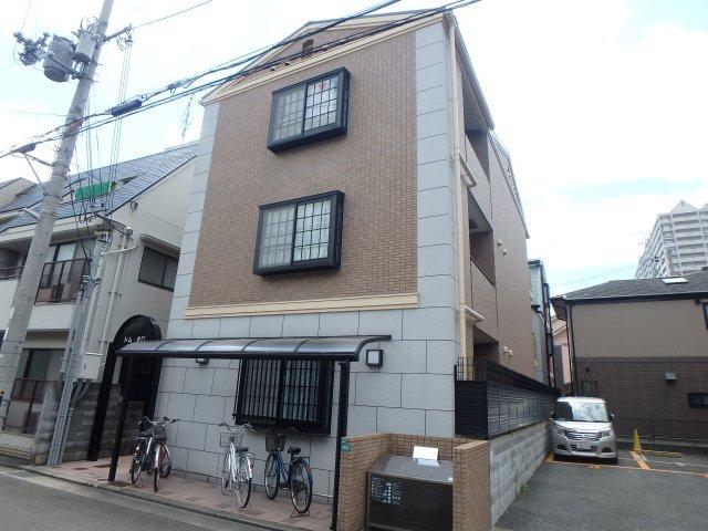 ドム北口 外観