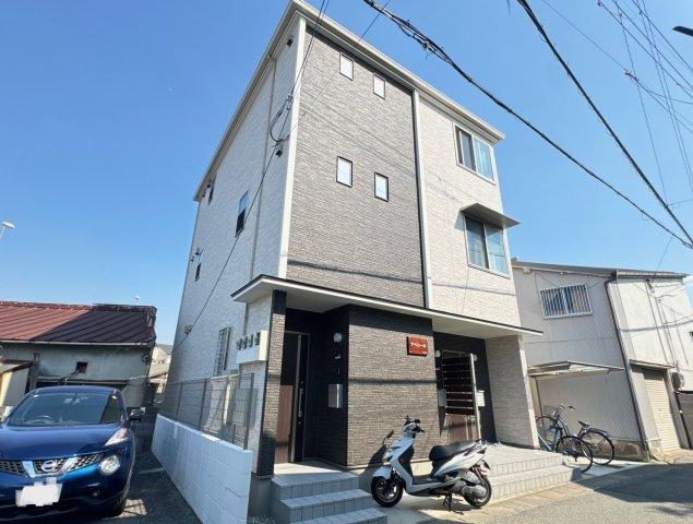 アベニール 外観