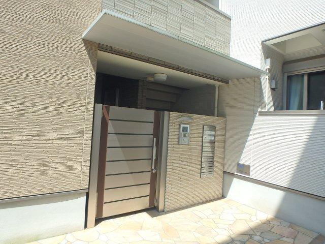 フジパレス西宮ＷＥＳＴ エントランス
