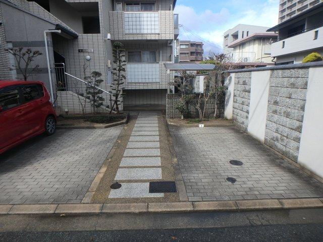 青楓館 駐車場