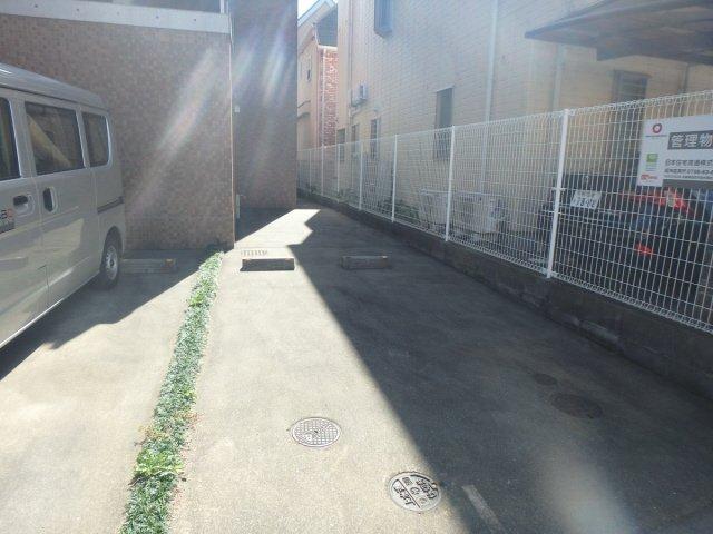 エスペランス 駐車場