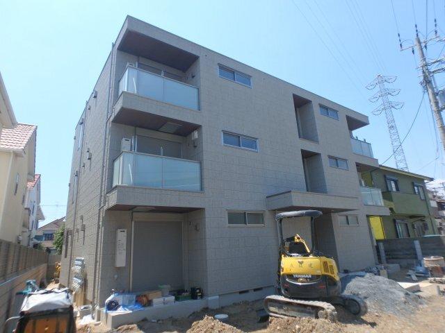 プリーマ甲風園 外観