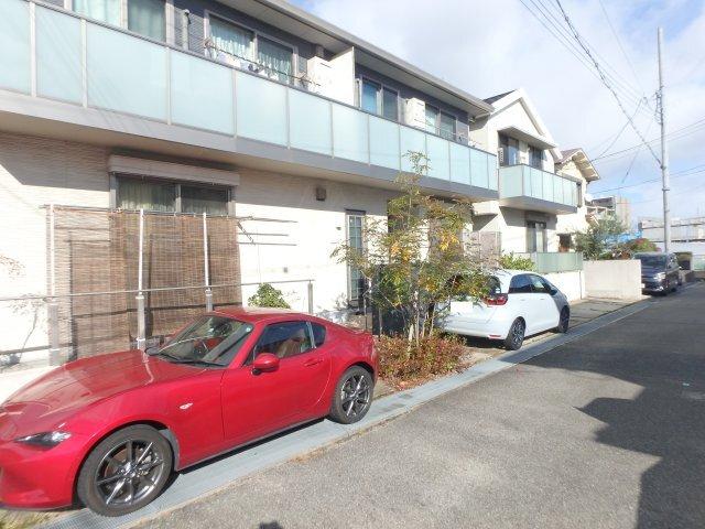ダンデライオン門戸Ⅱ 駐車場