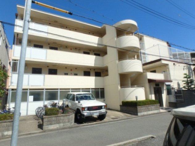 西宮北口駅より徒歩8分 築42年6ヶ月 4階建の賃貸物件