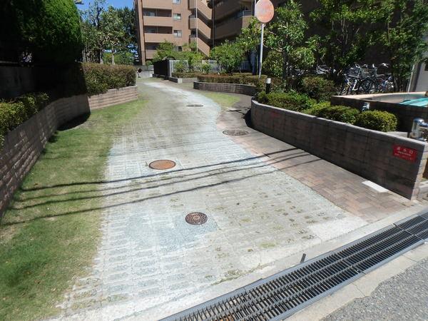 クレアガーデン仁川 駐車場