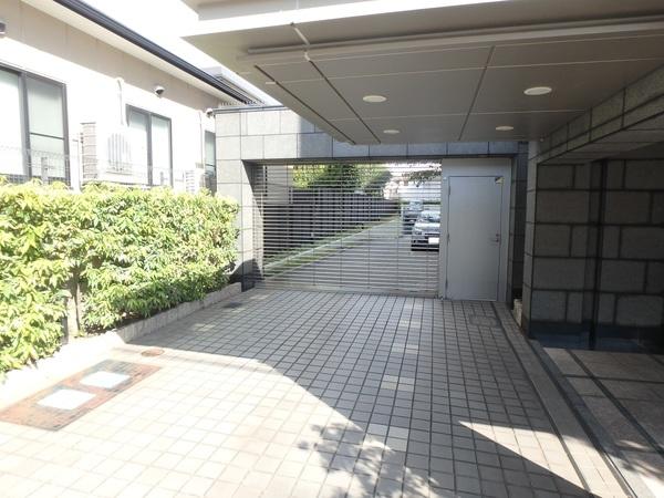 フォルム香櫨園 駐車場