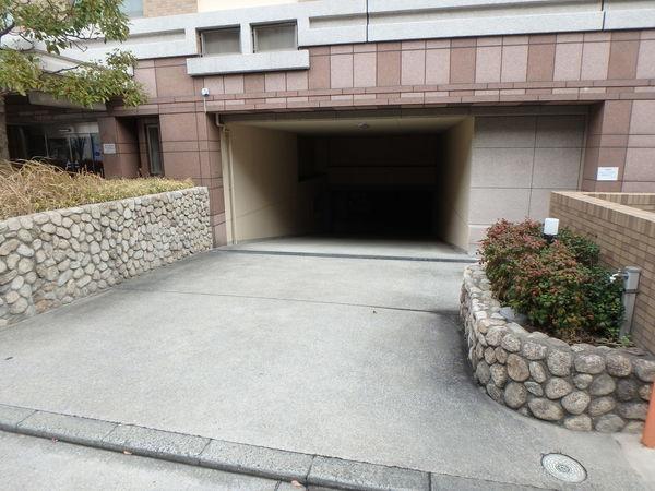 ワコーレ夙川 駐車場