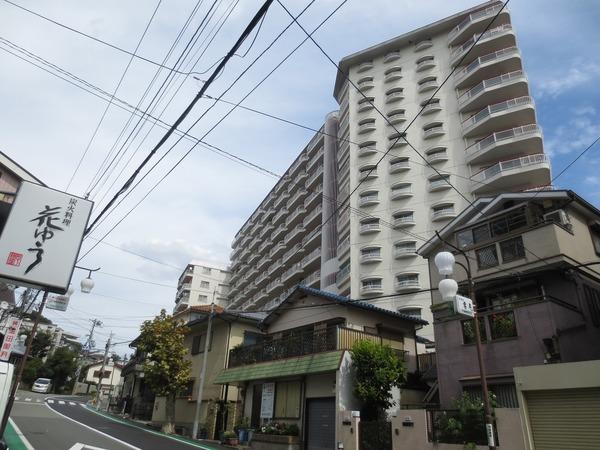 グランドハイツ甲陽園 外観