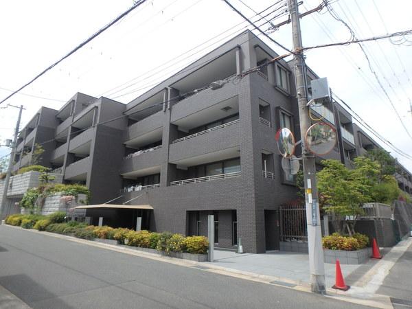 ガーデンハウス仁川山の手 外観