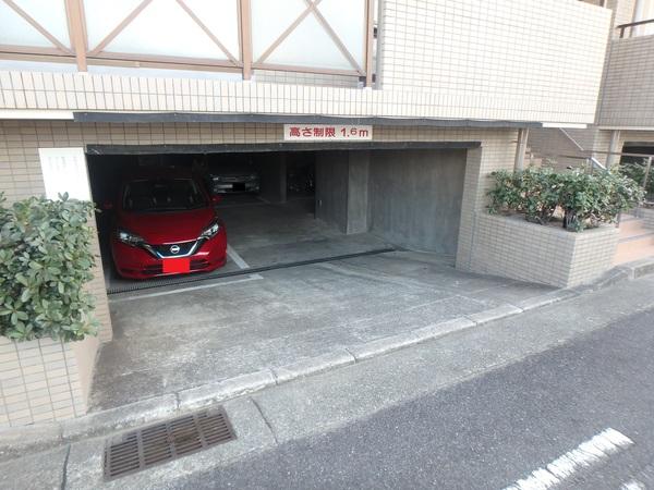 セントラル香枦園 駐車場