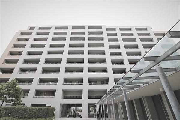 ロイヤルアーク香櫨園アルティミューラ　アクアコート 外観