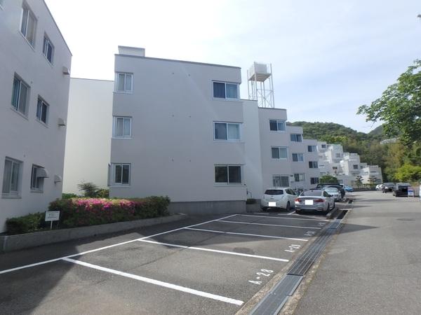 夙川台サンハイツ　Aー４棟 外観