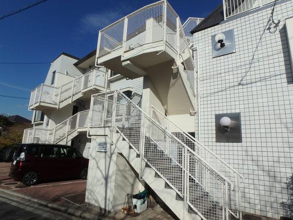 サンロイヤル上甲東園Ｂ棟 外観