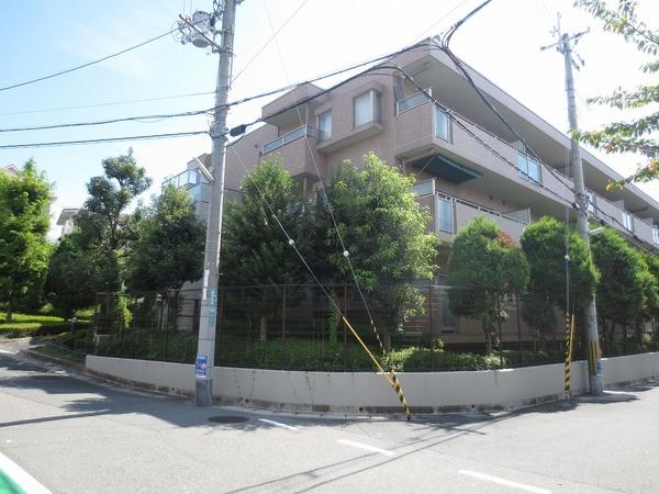 甲陽園ガーデンハウス 外観