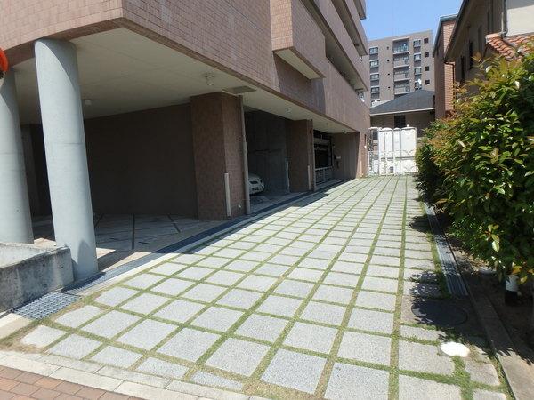 セレッソコート夙川エルシオン 駐車場