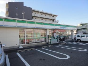 ファミリーマート熱田古新町店：364m