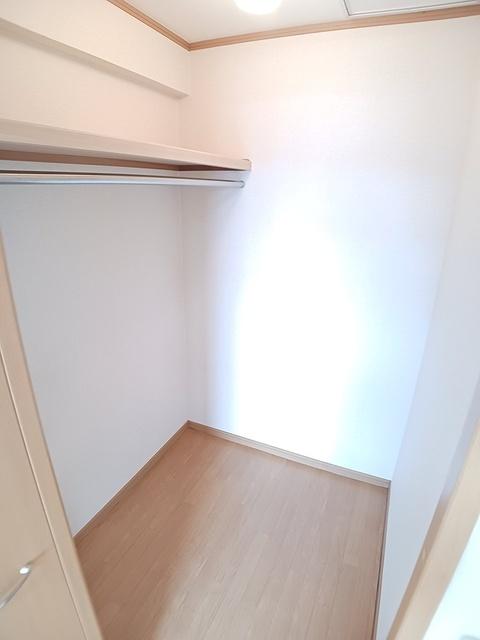 サンシャインタナカ（401） 収納