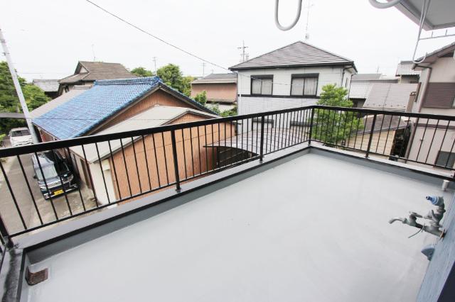 一宮市奥町貸家 バルコニー