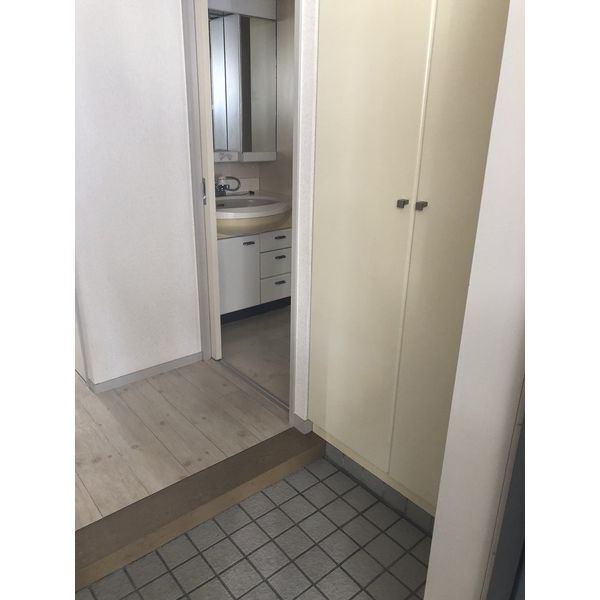 THE RESIDENCE KANAYAMA SOUTH 玄関