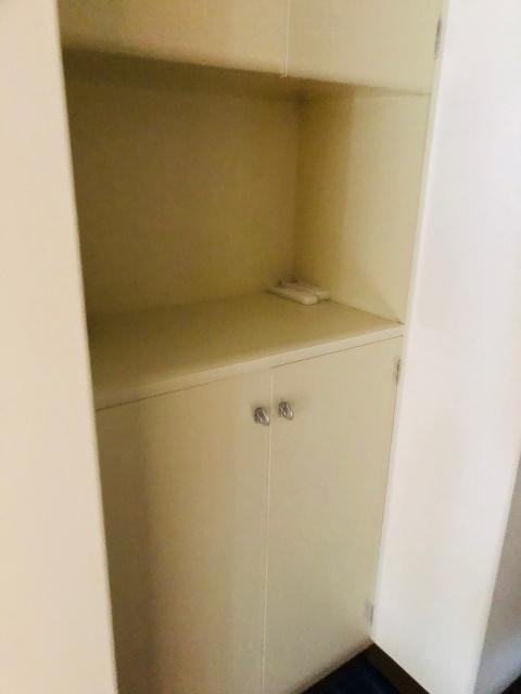 荘苑南久屋 玄関