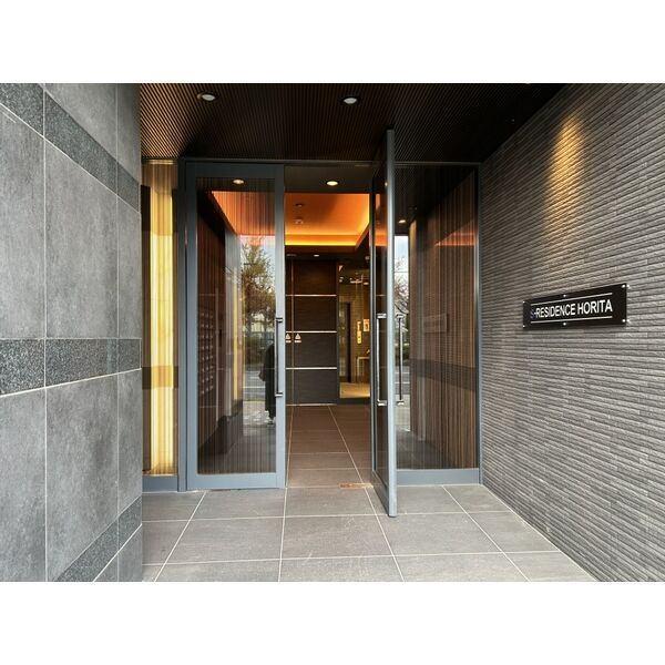 S-RESIDENCE堀田 エントランス