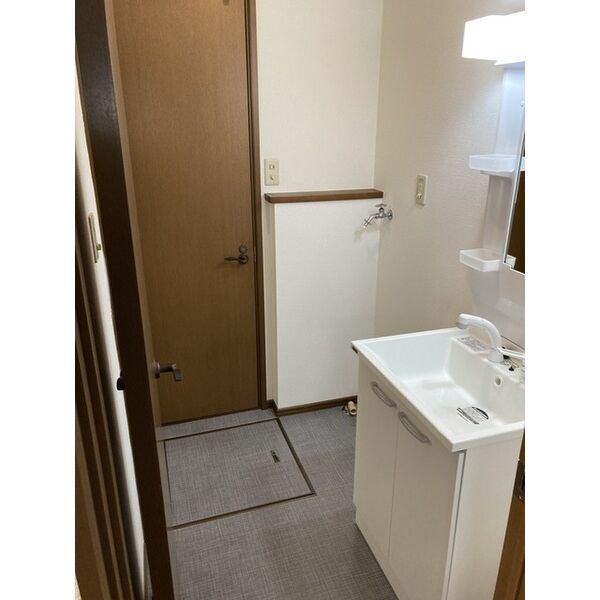 オークフォレスト油屋町C棟 洗面