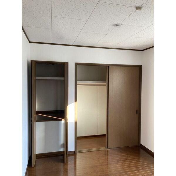オークフォレスト油屋町C棟 収納