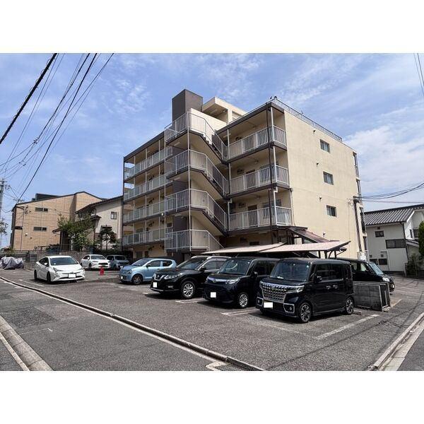 サクセス大喜 駐車場