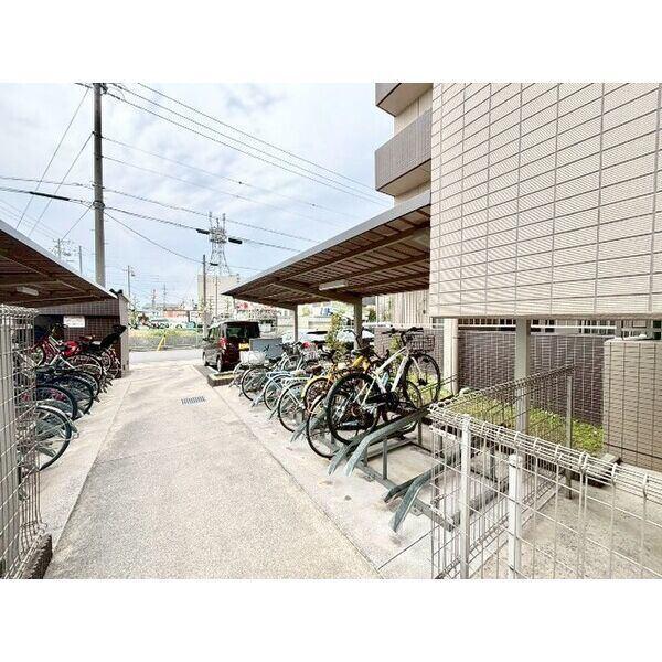 ロイヤルクレストベイレジデンス 共有部分