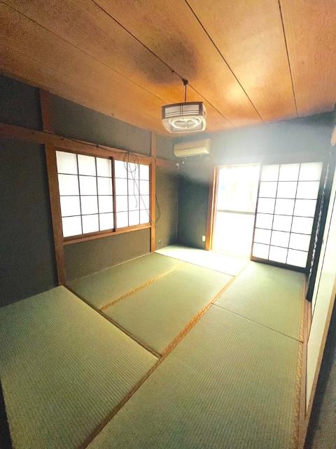 南区道全町戸建て リビング