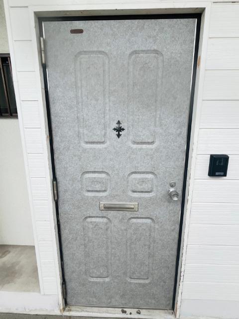 fメゾン妙音通 玄関