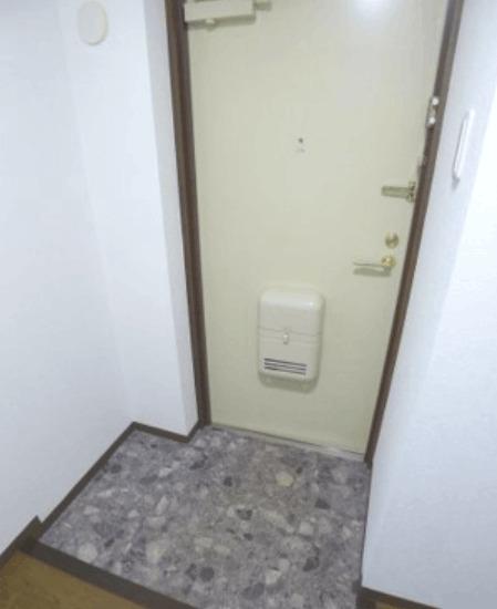 グランデ三番町 玄関