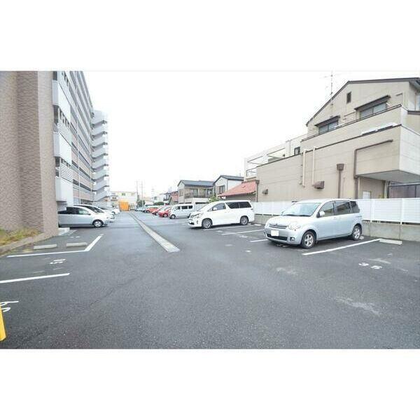 フィール清船 駐車場