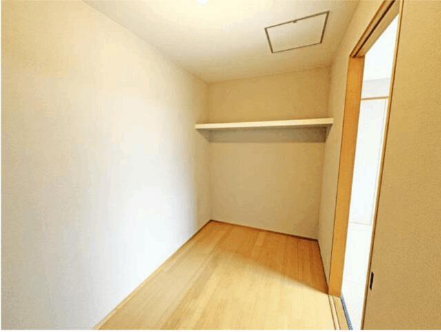 港区多加良浦町５丁目戸建 収納