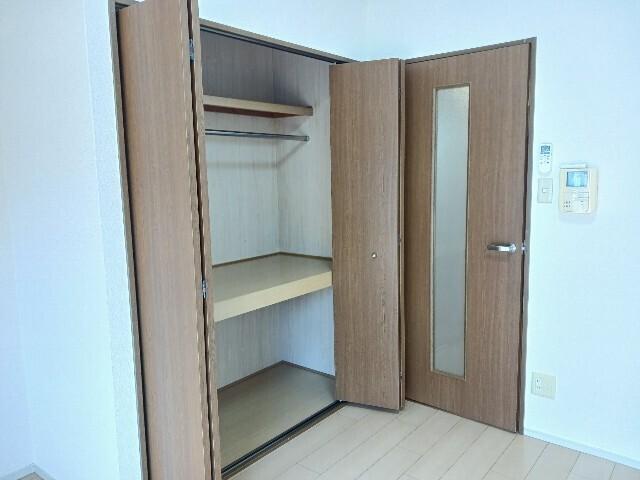 サニーコート月島（103） 室内