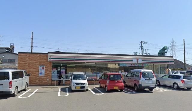セブンイレブン名古屋善進本町店：408m