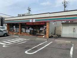セブンイレブン名古屋寛政町6丁目店：571m